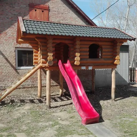 Viziszony-nyaralo Holiday home *